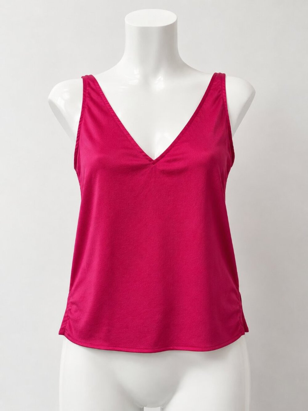 NWT! Old Navy Fuscia Hot Pink Lightweight V-neck Tank Camisole Blouse | Size XS